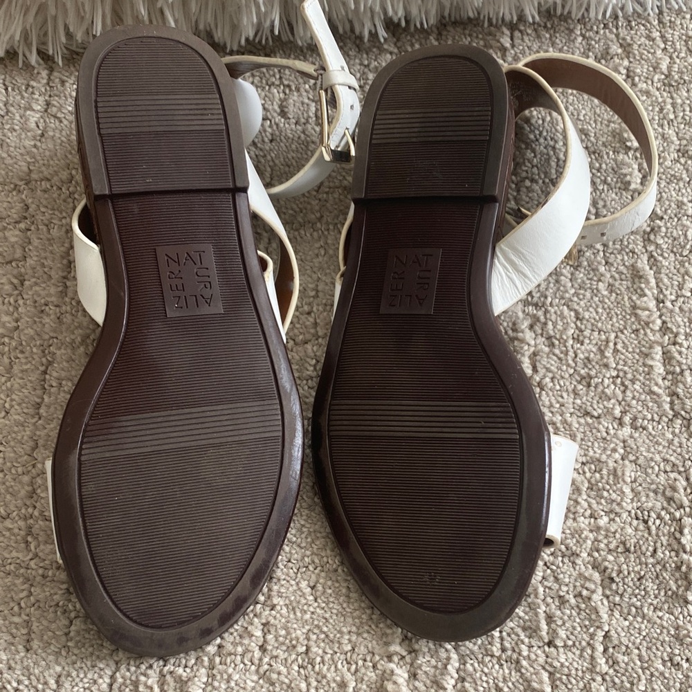 Naturalizer White leather Women's Sandals size 6.5 - Picture 2 of 5